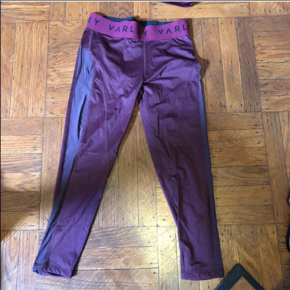 Varley Logo Legging in Burgundy